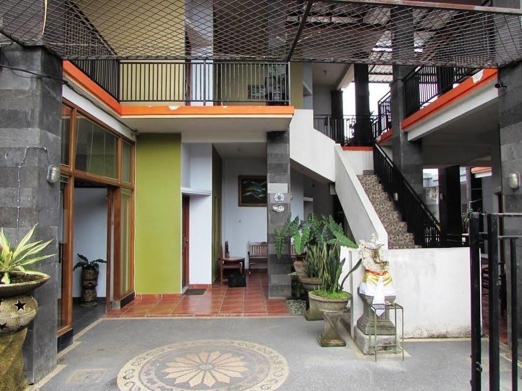 דנפסאר Seruni Guest House מראה חיצוני תמונה